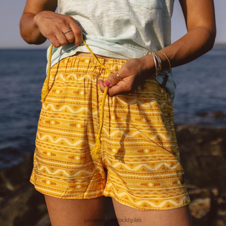 Passenger santosa shorts i ekologisk bomull ockra gul sol D422J909 ockra gul sol