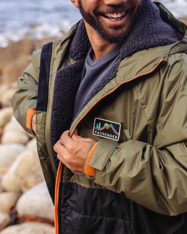 Passenger roaming återvunnen sherpa fodrad omklädningsrock svart/khaki D422J2 svart/khaki