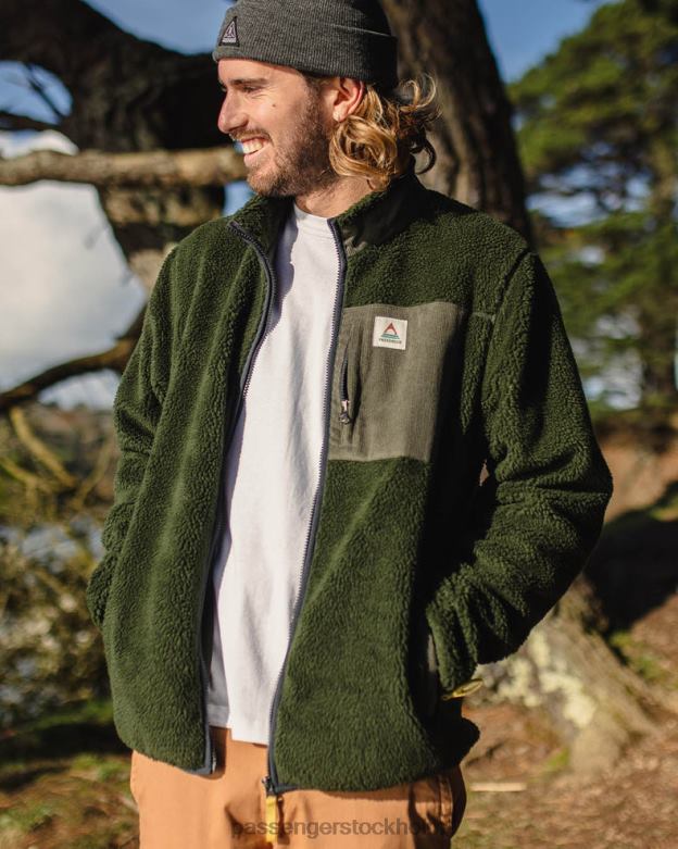 Passenger trekker återvunnen gran av sherpa fleece med djup lugg D422J39 gran