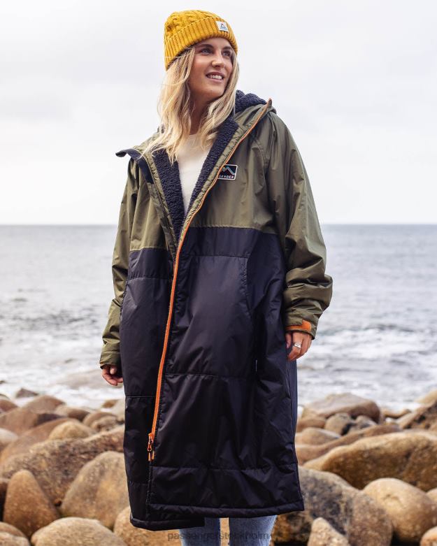 Passenger roaming återvunnen sherpa fodrad omklädningsrock svart/khaki D422J607 svart/khaki